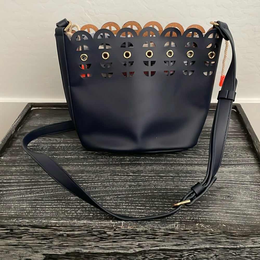 Stella & Dot Bucket purse